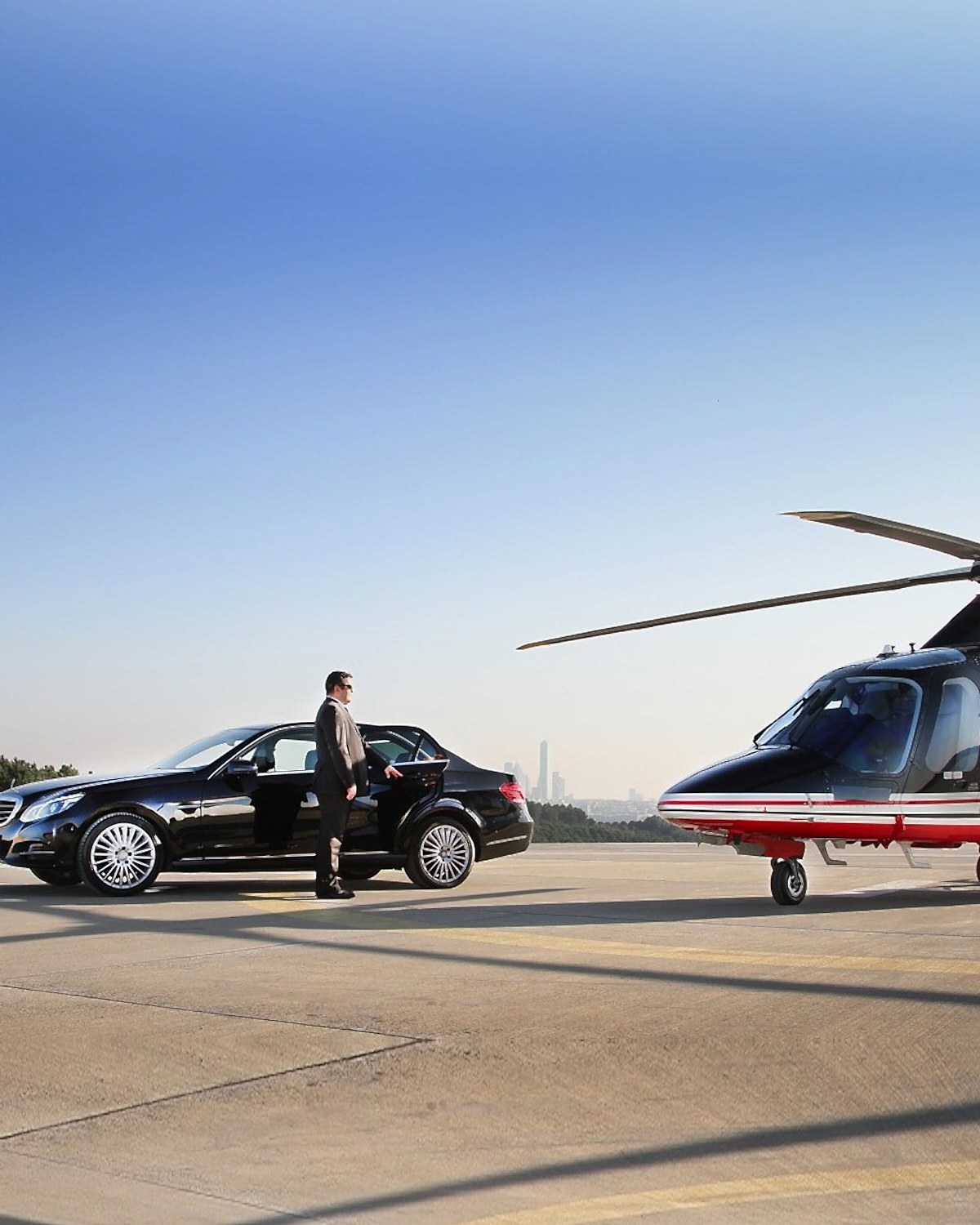 restoran ve helikopterde vip evlilik yil donumu 6