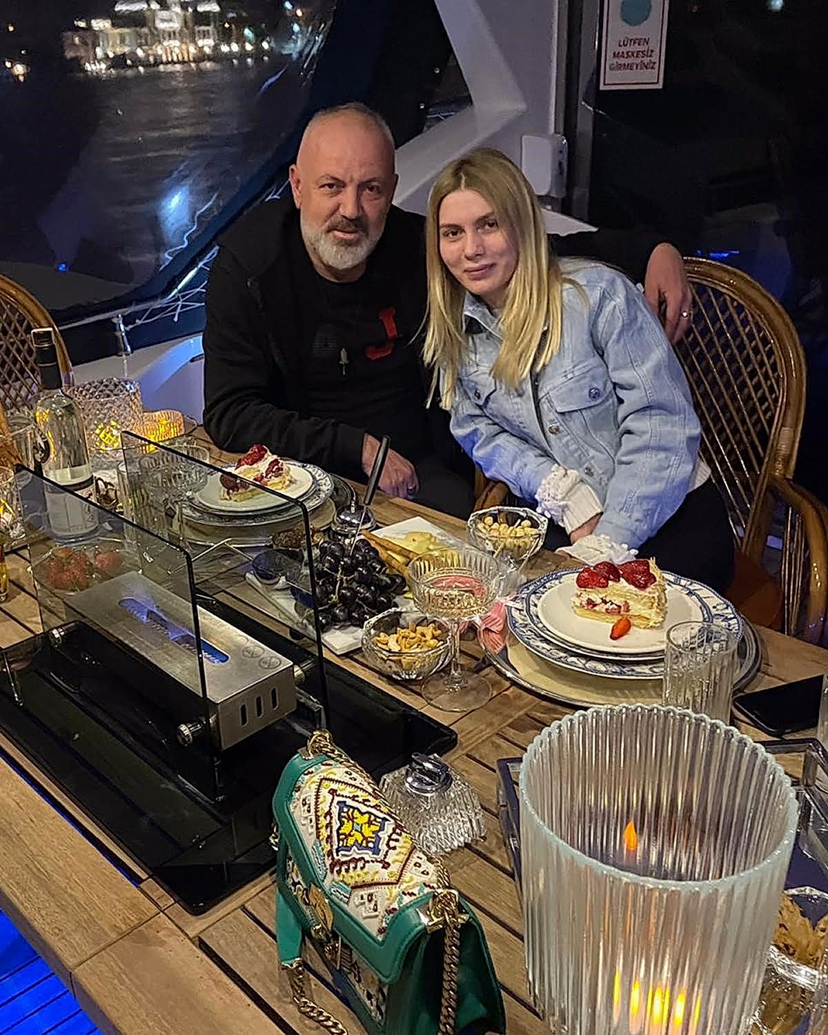 yatta teknede evlilik teklifi 126